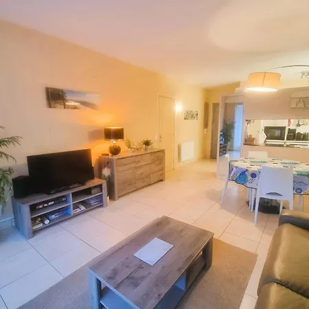 100 M From The Prime Location Apartment Arcachon